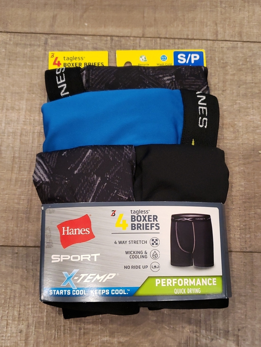 Hanes Kids 4-Pack Tagless Boxer Briefs – Size Small (6-8)